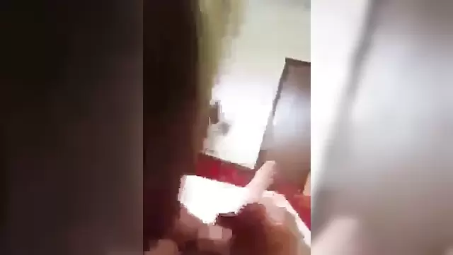 Жена казаха всегда отсосет член